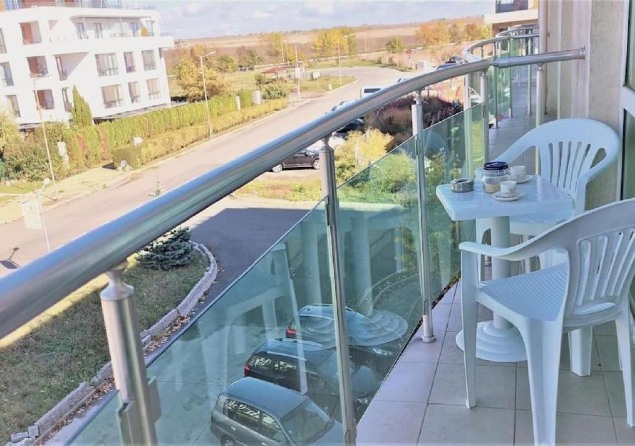Уютен апартамент близо до морето IGROEG Burgas Екстер'єр фото